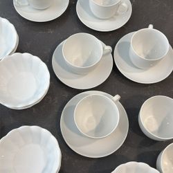 Vintage Arzberg Germany Tea Cups & Saucers + Williams Sonoma Bowls – White Porcelain Set