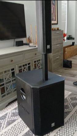 Pair exoton powered speakers