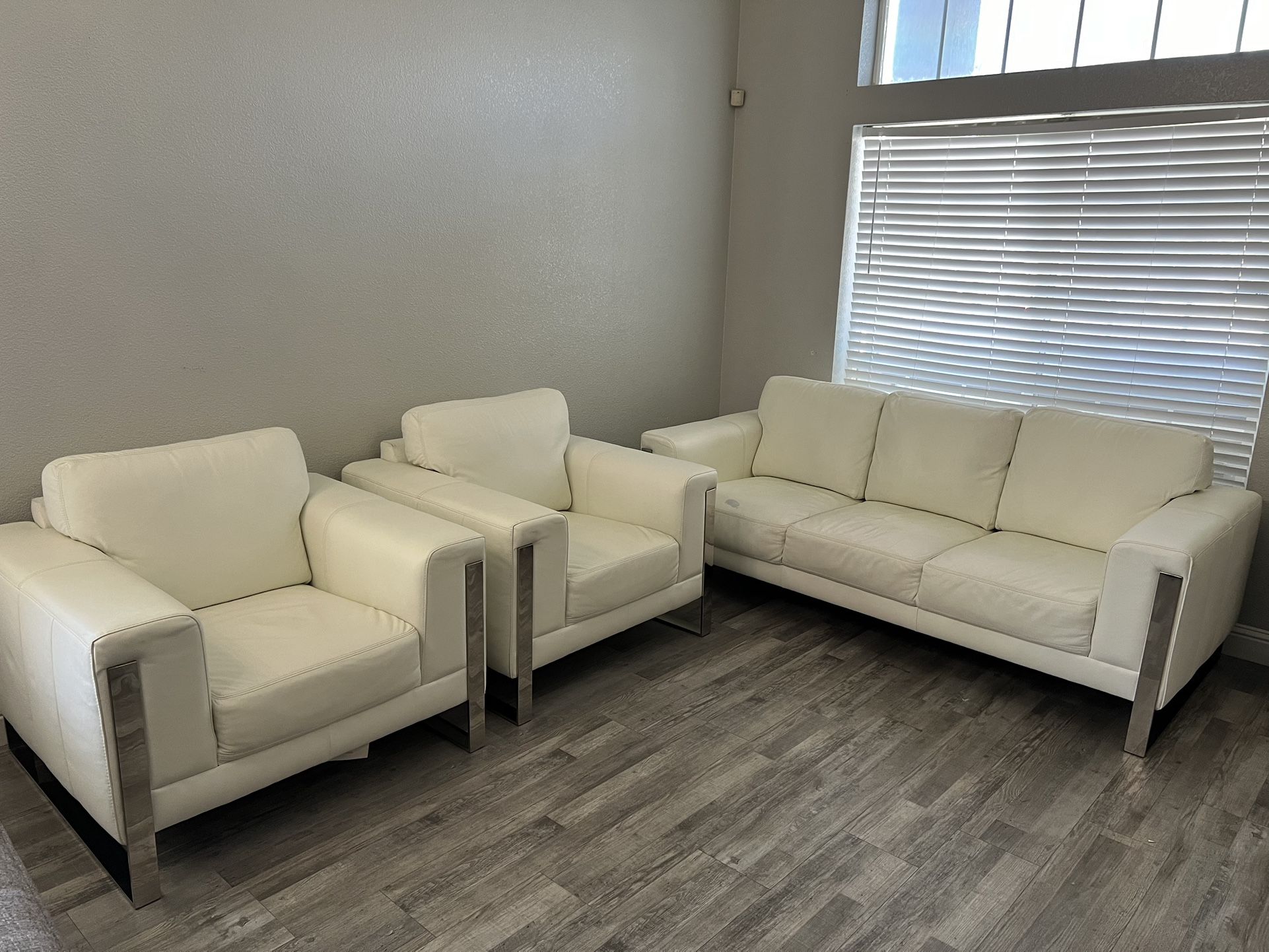 Top Grain Leather Sofa Couch And Two Chairs ! Amiens 3 Piece Leather Sofa Set ! Couches ! White Leather Sofa Free Delivery