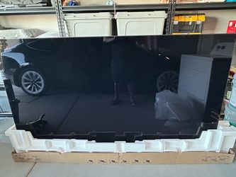 QN85D 85” cracked screen (parts only)