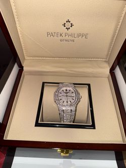 Bustdown luxury watch’s