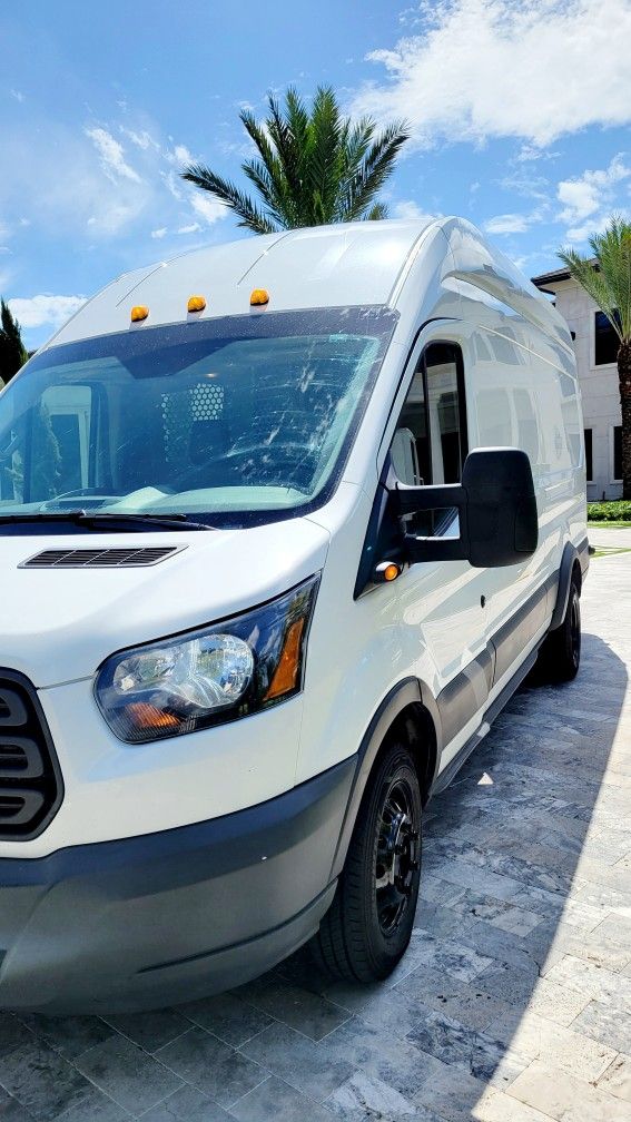 2015 Ford Transit