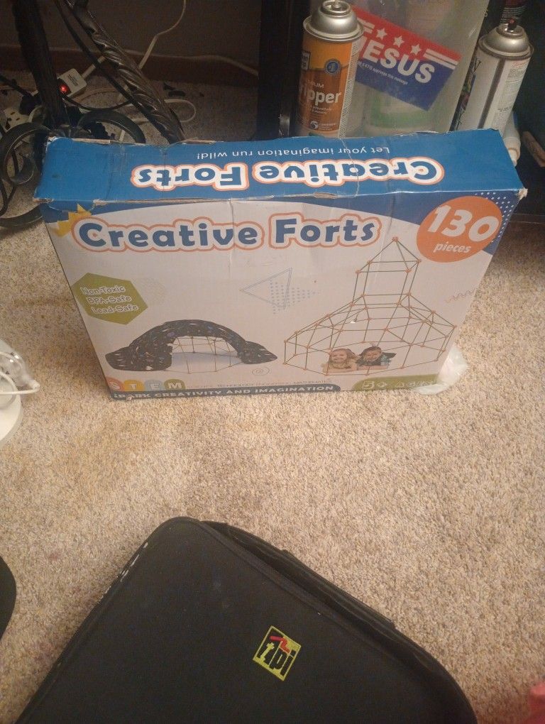 Stem Creative Forts