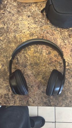 Beats Solo 4