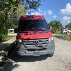2020 Mercedes Benz Sprinter 2500 Cargo A Diésel 
