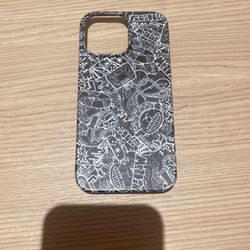 Phone case with magnet