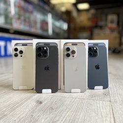 iPhone 15 Pro Max (UNLOCKED)