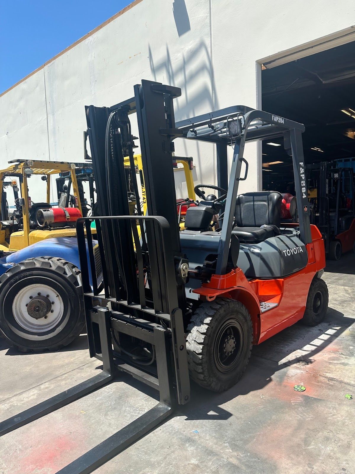 FORKLIFT SALE 