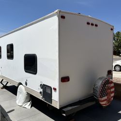 2014 Skyline Aljo Travel Trailer 