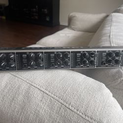 Behringer Powerplay HA6000 6-channel