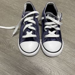 Kids Converse All Star Size 10