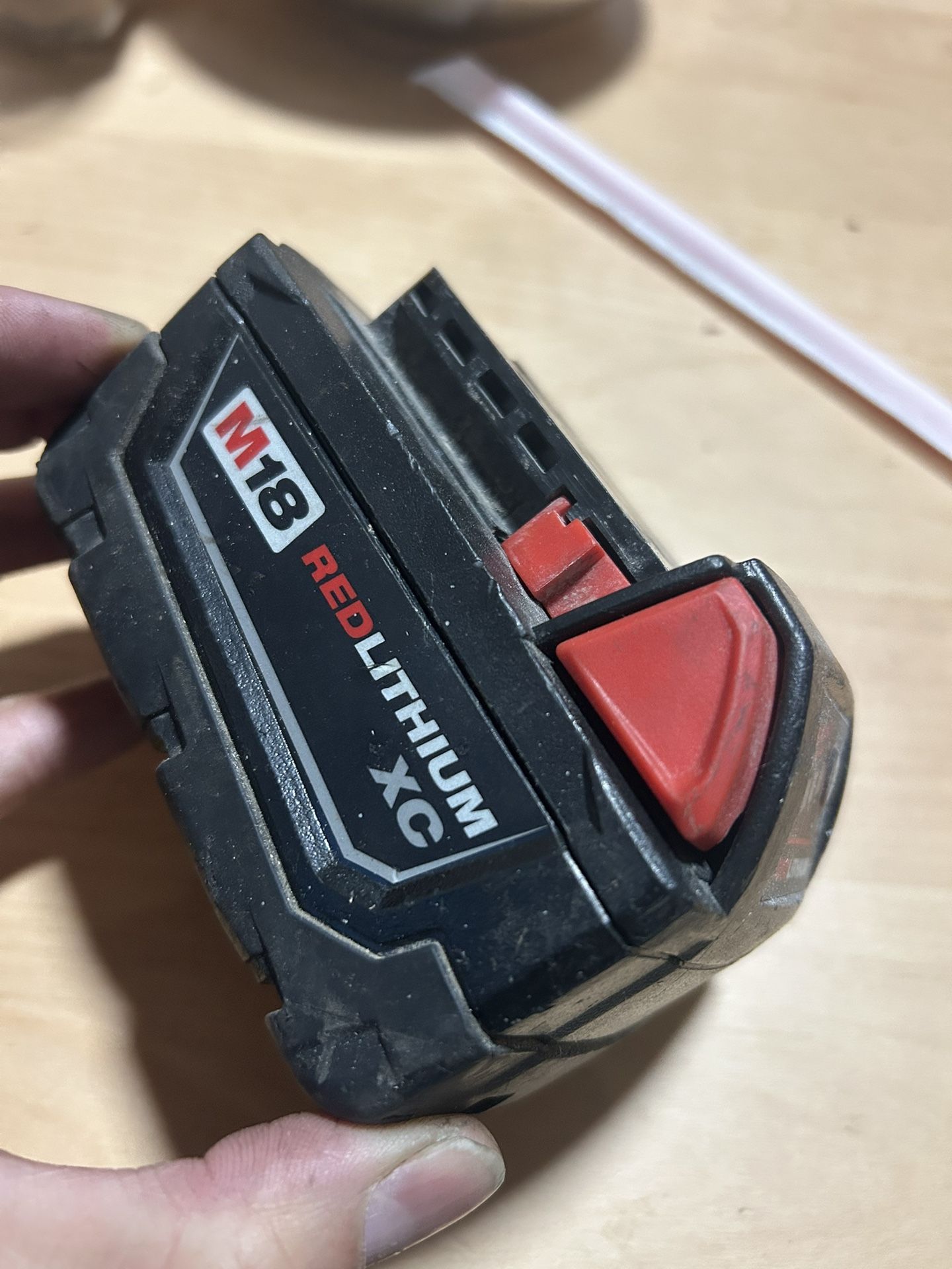 Firm!Milwaukee M18 18-Volt Lithium-Ion XC Extended Capacity Battery Pack