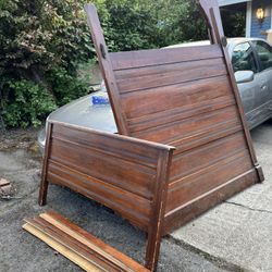 Antique Eastlake Carved Double/Full Size Bed, Complete W/Rails & Slats