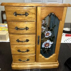 Vintage Jewelry Box