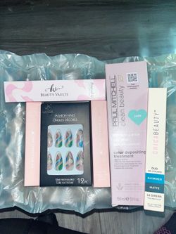 Beauty x Ipsy lot