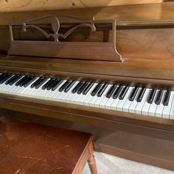 Wurlitzer Piano