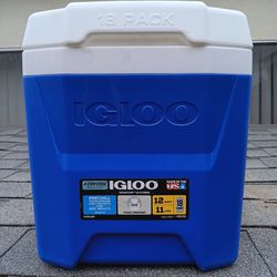 Igloo Quantum 12qt Hybrid Cooler/Majestic Blue