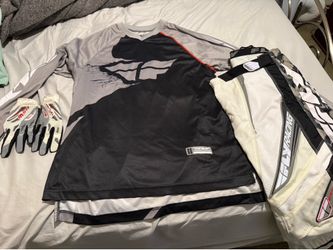 Dirt bike riding gear
