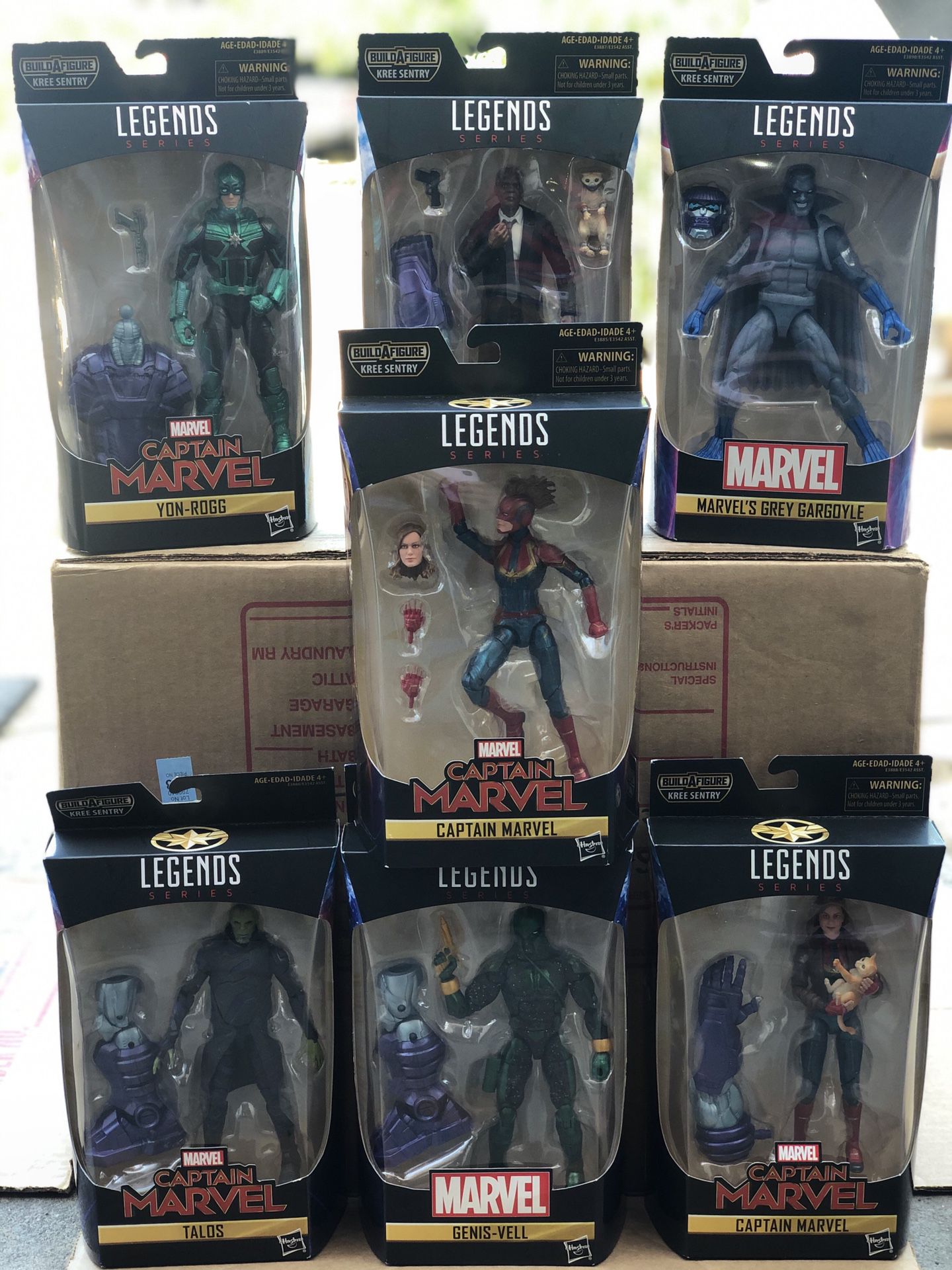 Marvel Legends Captain Marvel Complete Set
