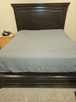 New King Size Bed Available Immediately