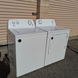 Amana Matching Set Washer And Gas Dryer By Whirlpool Corporation Excellent Working Condition