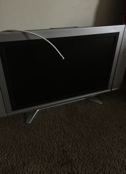 Protron 32” flatscreen
