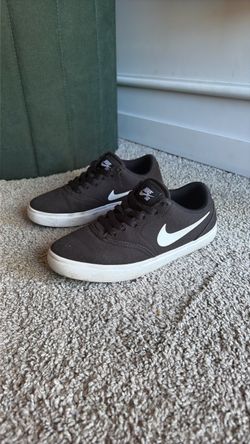 Nike SB shoes 4Y