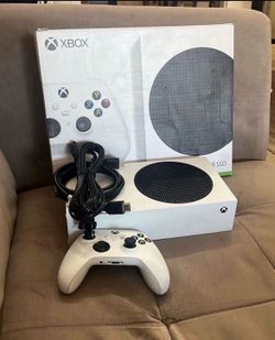 Xbox Series S 512 GB With Controller