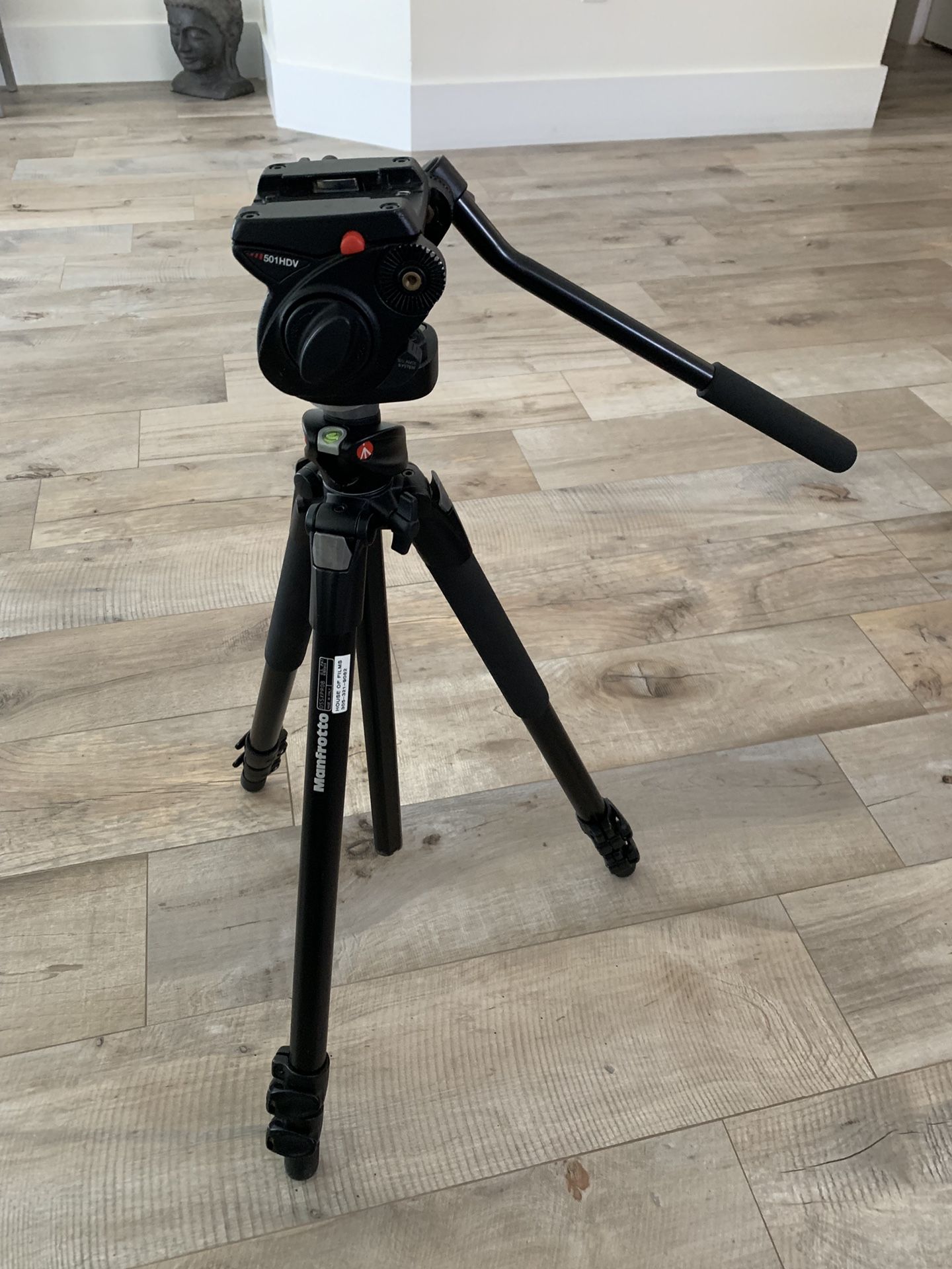 Manfrotto tripod with head