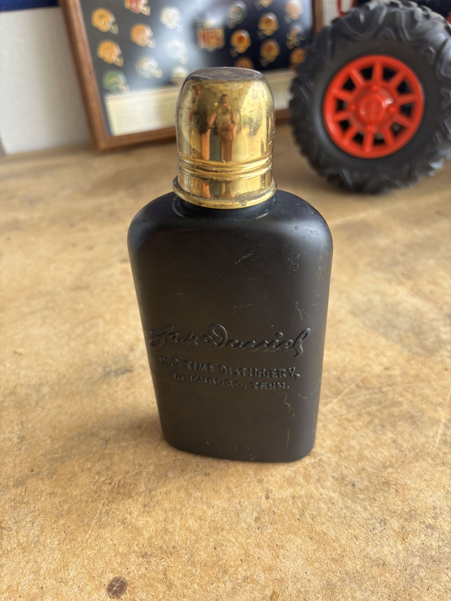 Jack Daniels vintage bottle (empty)