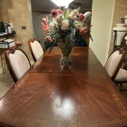 Dining Table W/6 Chairs (as Is)and vase