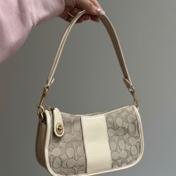 Women’s Coach Bag 