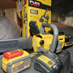 Dewalt 60 V Max Cordless Chainsaw Kit, Battery And Charger Included
