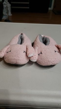 Girls Slippers Size 11/12