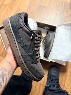 Nike Air Jordan 1 Travis Scott Velvet Brown size 9