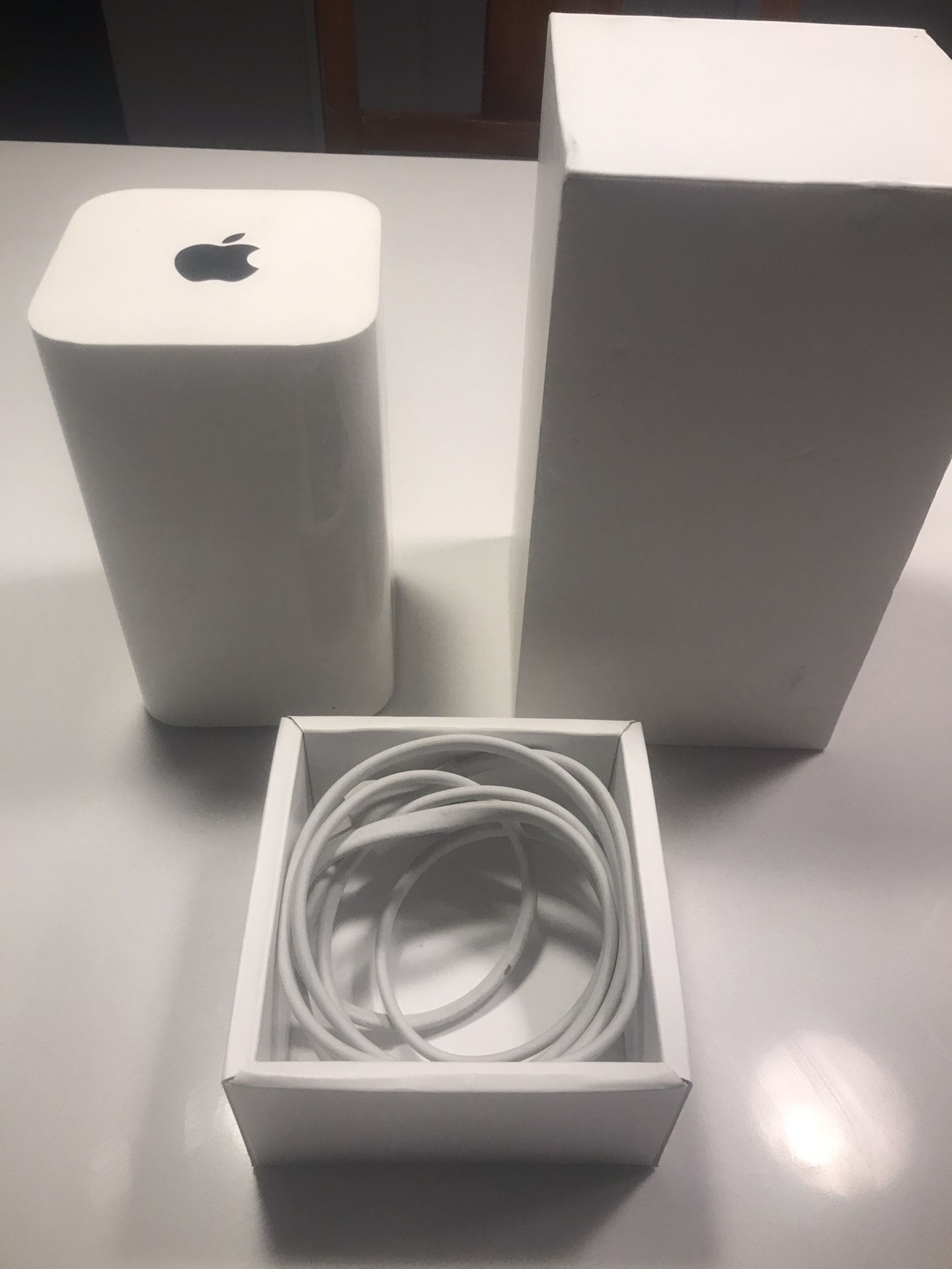 AirPort Extreme Router