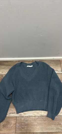 médium women’s zara knitted sweater
