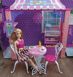 Barbie Malibú Ave Bakery
