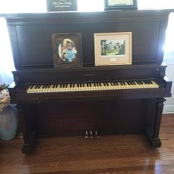 Free used Piano In Very Good Condition 