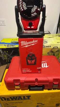 Milwaukee M12 12-Volt Lithium-Ion Cordless Jobsite Fan (Tool-Only)