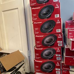 Pioneer TS-A120S4E 12 Inch Single 4 Ohm Voice Coil 1400 Watt Max Car Subwoofer