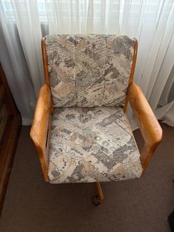 Rolling Chair