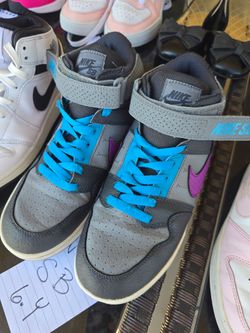Girls Nike shoes