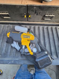 Dewalt portable pressure sprayer