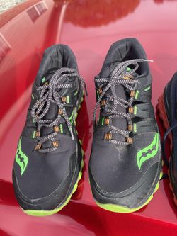 Men’s Saucony Running Shoes Size 13