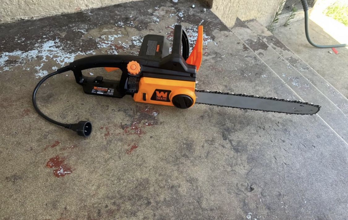 16 in. 12 Amp Electric Chainsaw by WEN