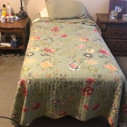 Twin Bed, Box Spring, and Frame. Like New!