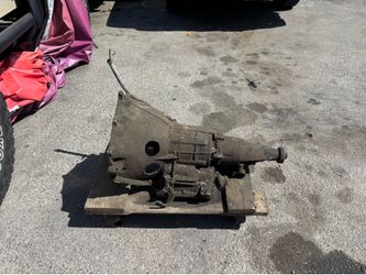 230 cubic inch Chevy motor