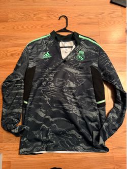Real Madrid 21/22 training jacket size medium authentic