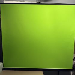 Retractable Green Screen